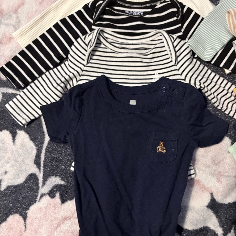 Mixed Brand Baby bundle - Picture 5 of 7